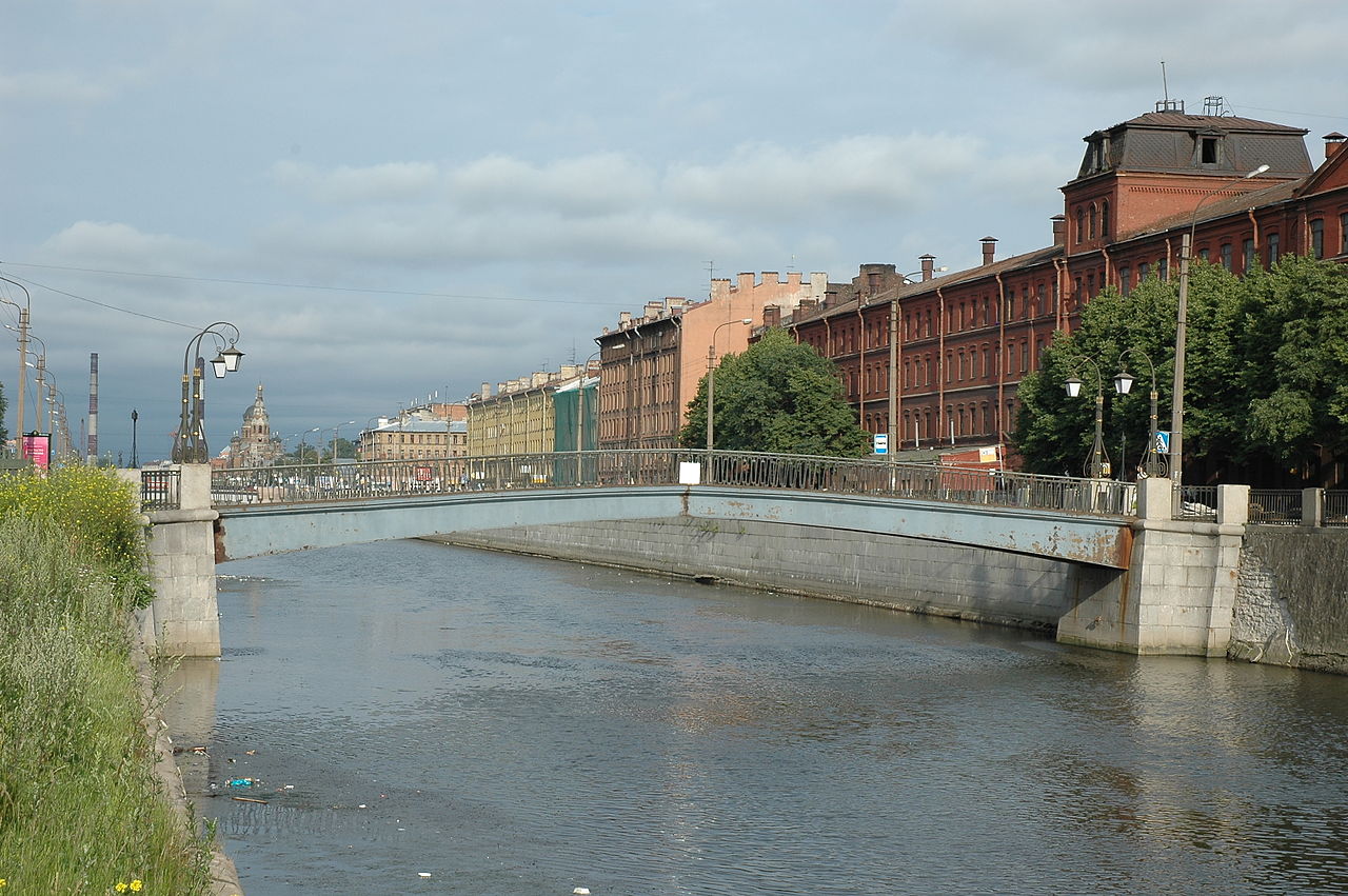 Tarakanovskii bridge St Petersburg