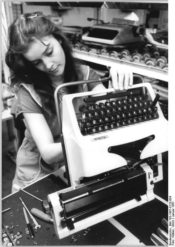 Легендарная пишущая машинка «Эрика», служившая рабочим инструментом для многих участников самиздата