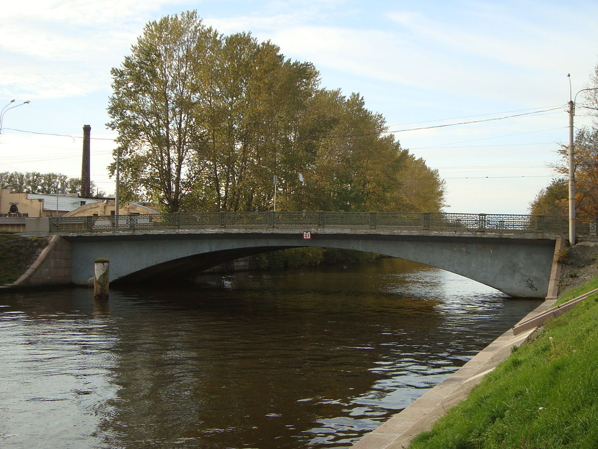 2malo petrovskij most